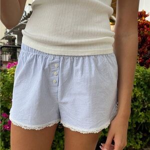Brandy Melville Keira lace shorts